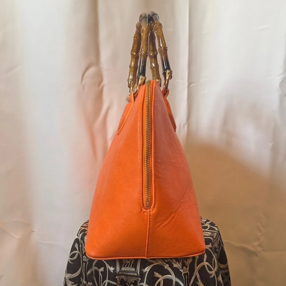 BCBG Paris vibrant orange